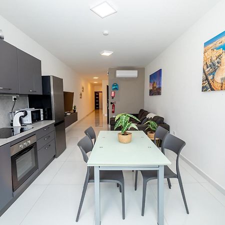 New And Modern Home In Bugibba, Great Location St. Paul's Bay Exteriér fotografie