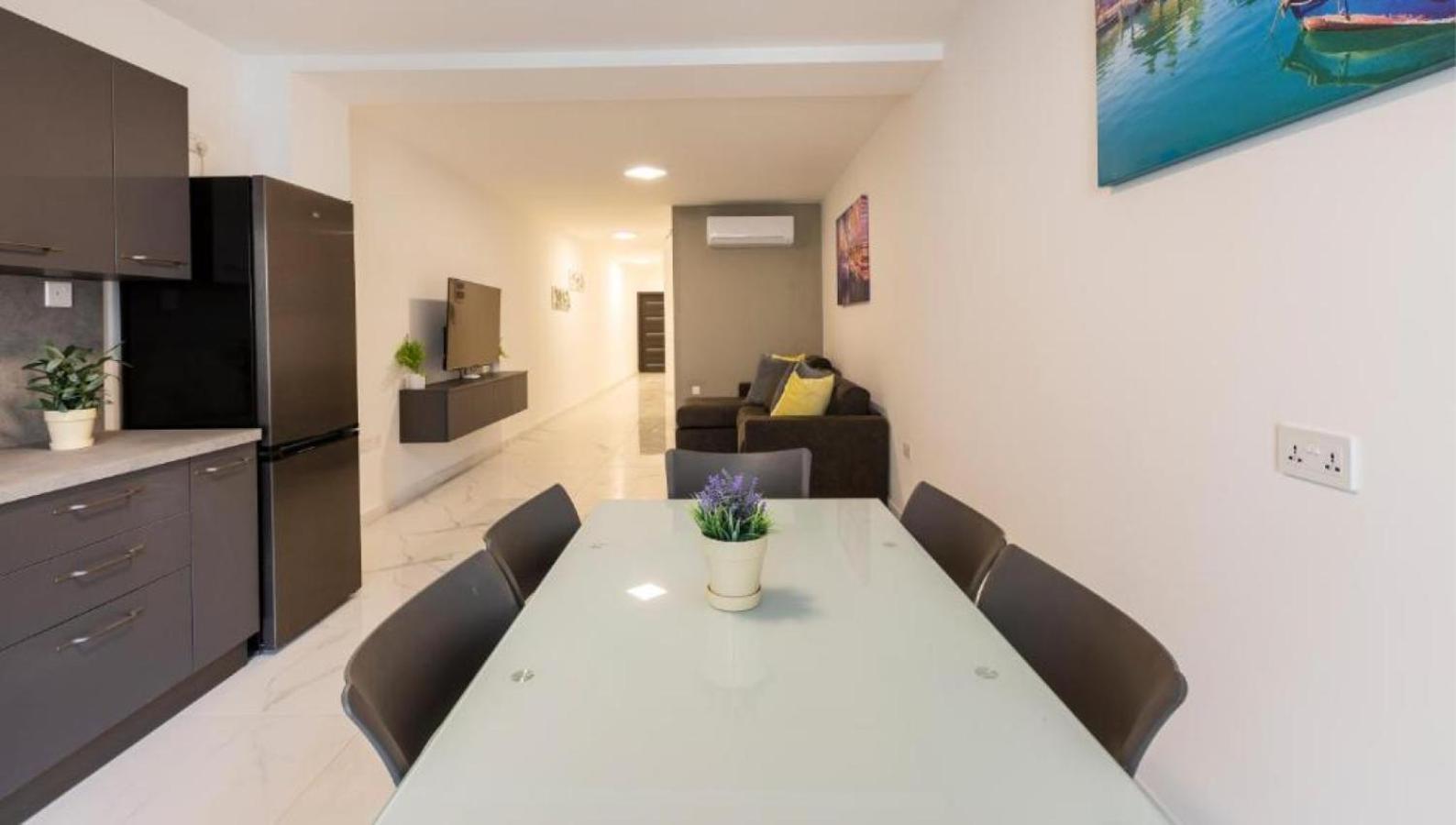 New And Modern Home In Bugibba, Great Location St. Paul's Bay Exteriér fotografie