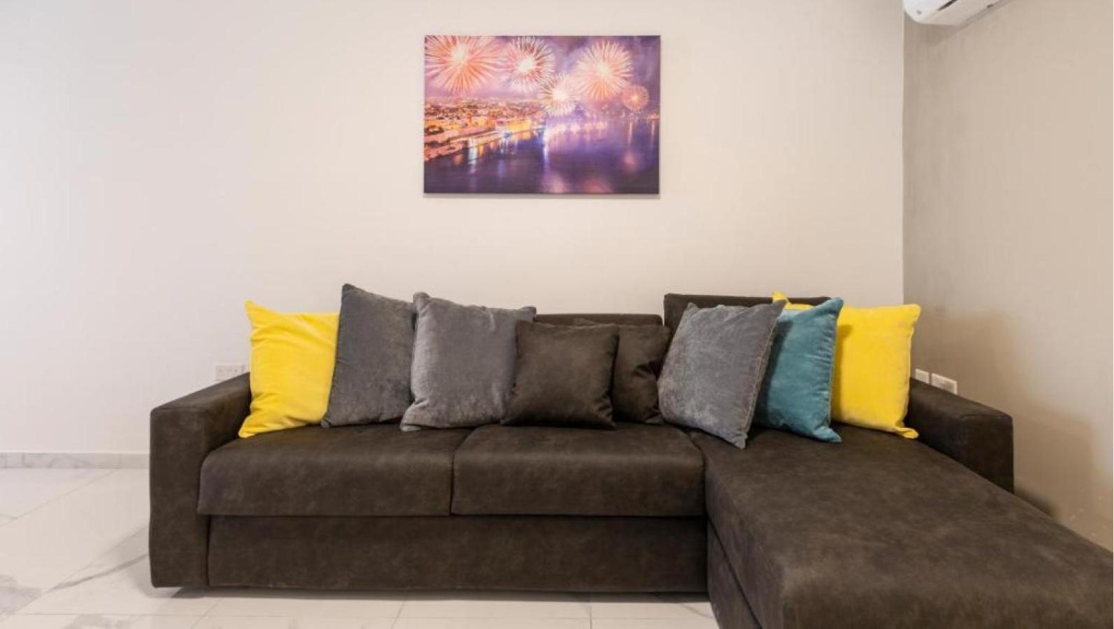 New And Modern Home In Bugibba, Great Location St. Paul's Bay Exteriér fotografie