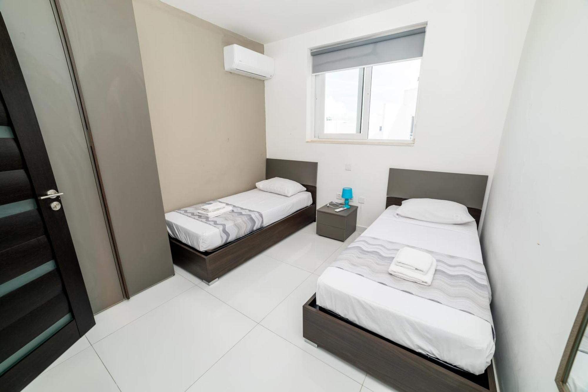 New And Modern Home In Bugibba, Great Location St. Paul's Bay Exteriér fotografie