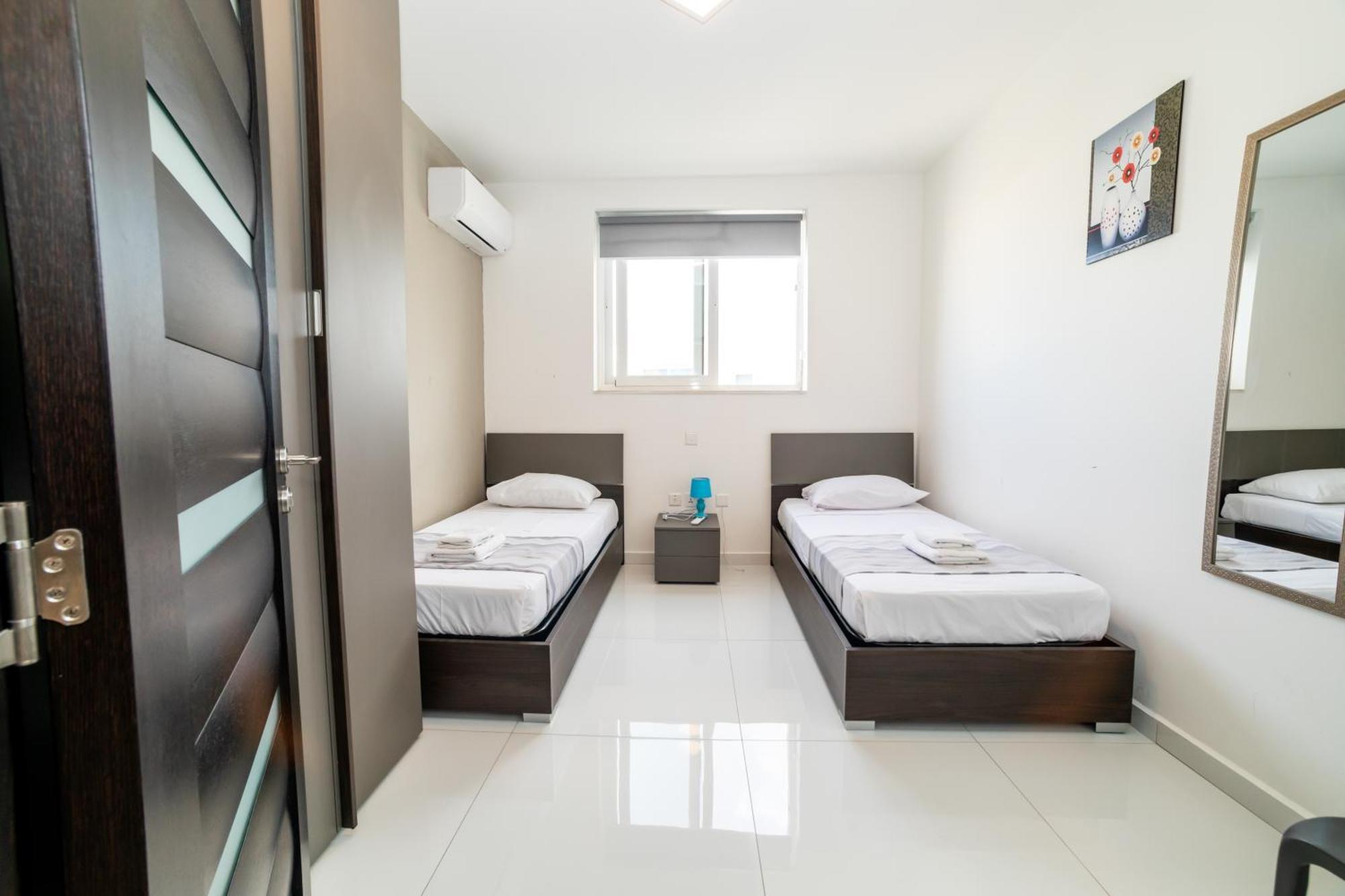New And Modern Home In Bugibba, Great Location St. Paul's Bay Exteriér fotografie