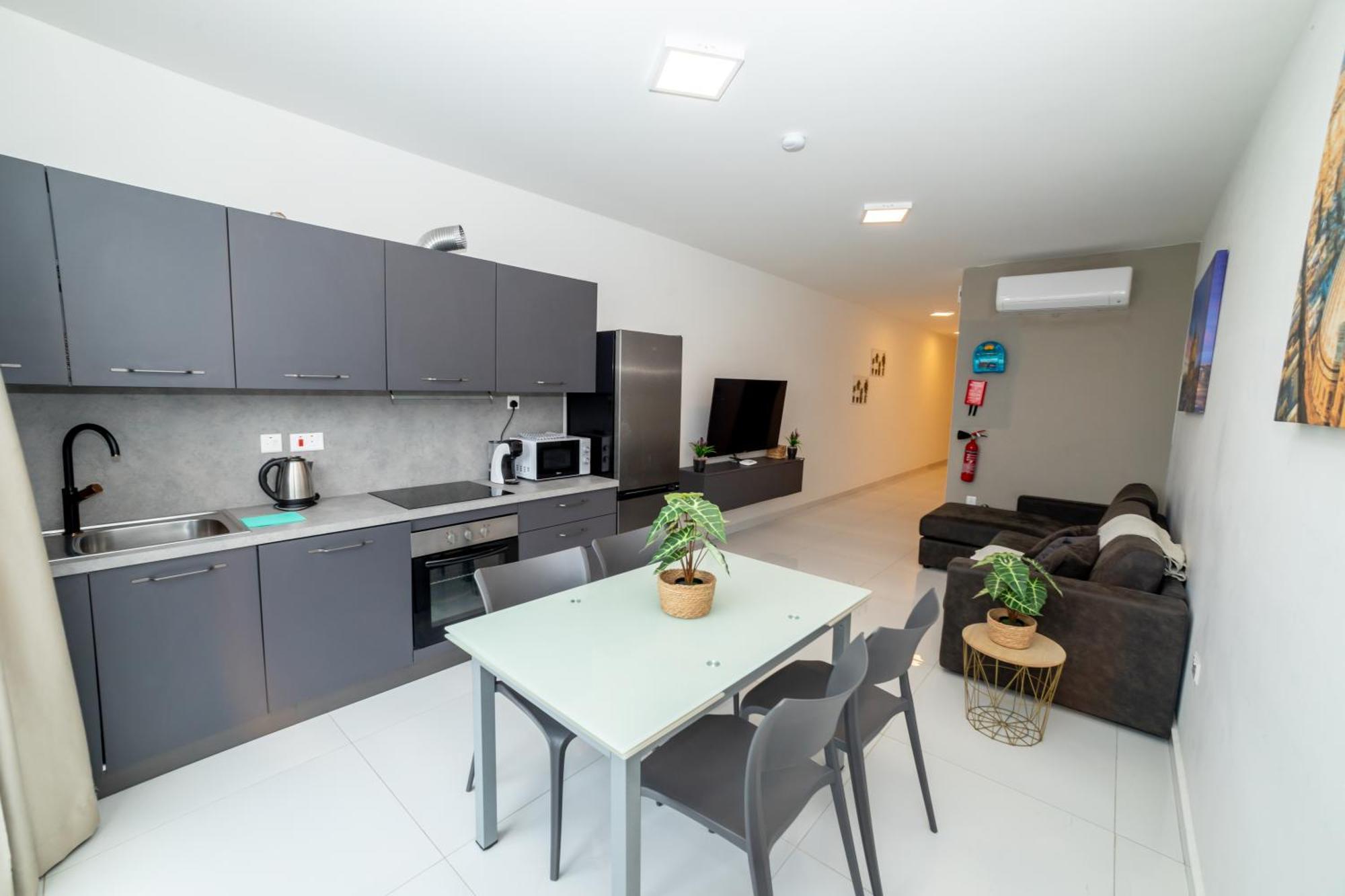 New And Modern Home In Bugibba, Great Location St. Paul's Bay Exteriér fotografie