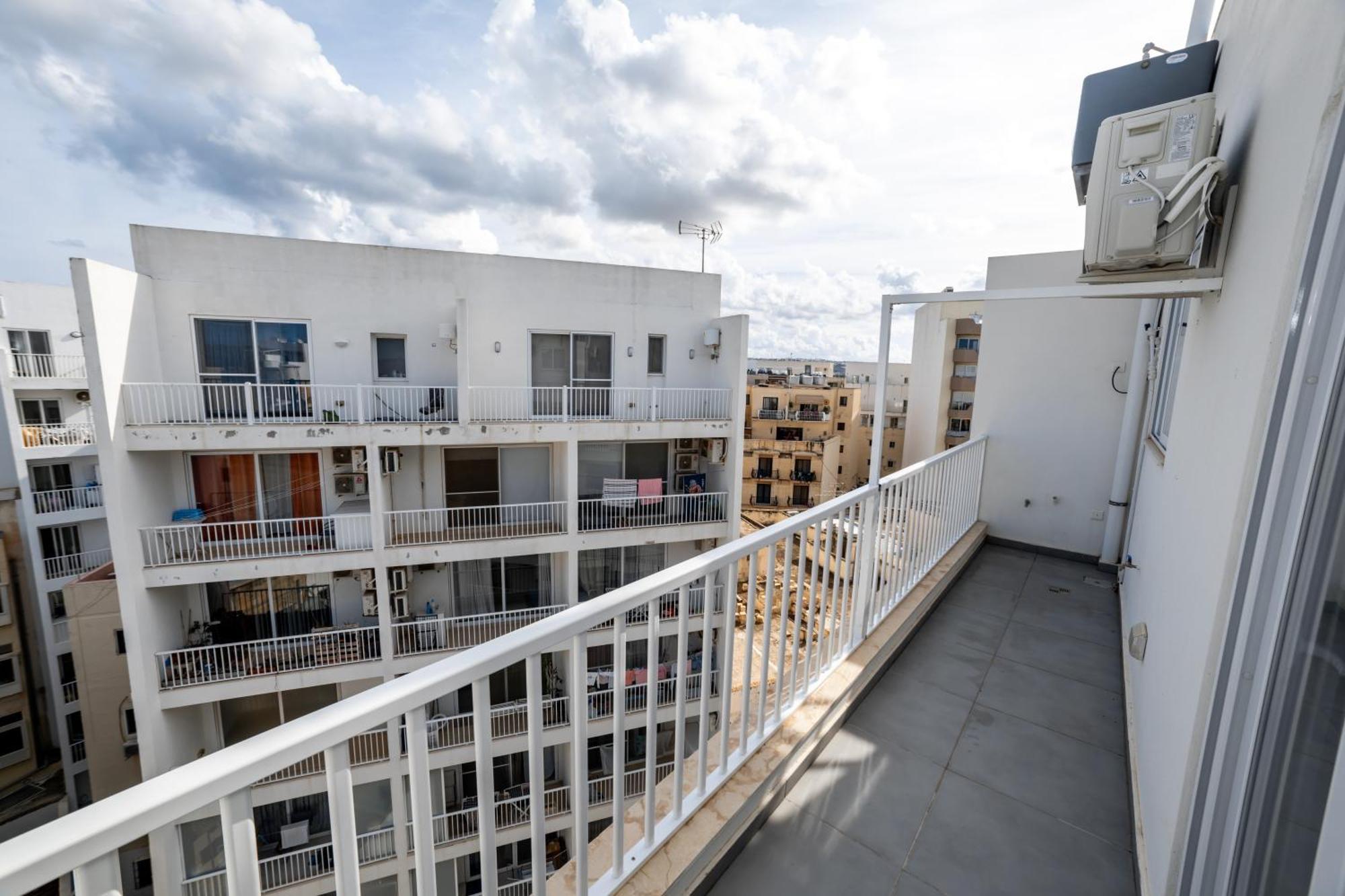 New And Modern Home In Bugibba, Great Location St. Paul's Bay Exteriér fotografie